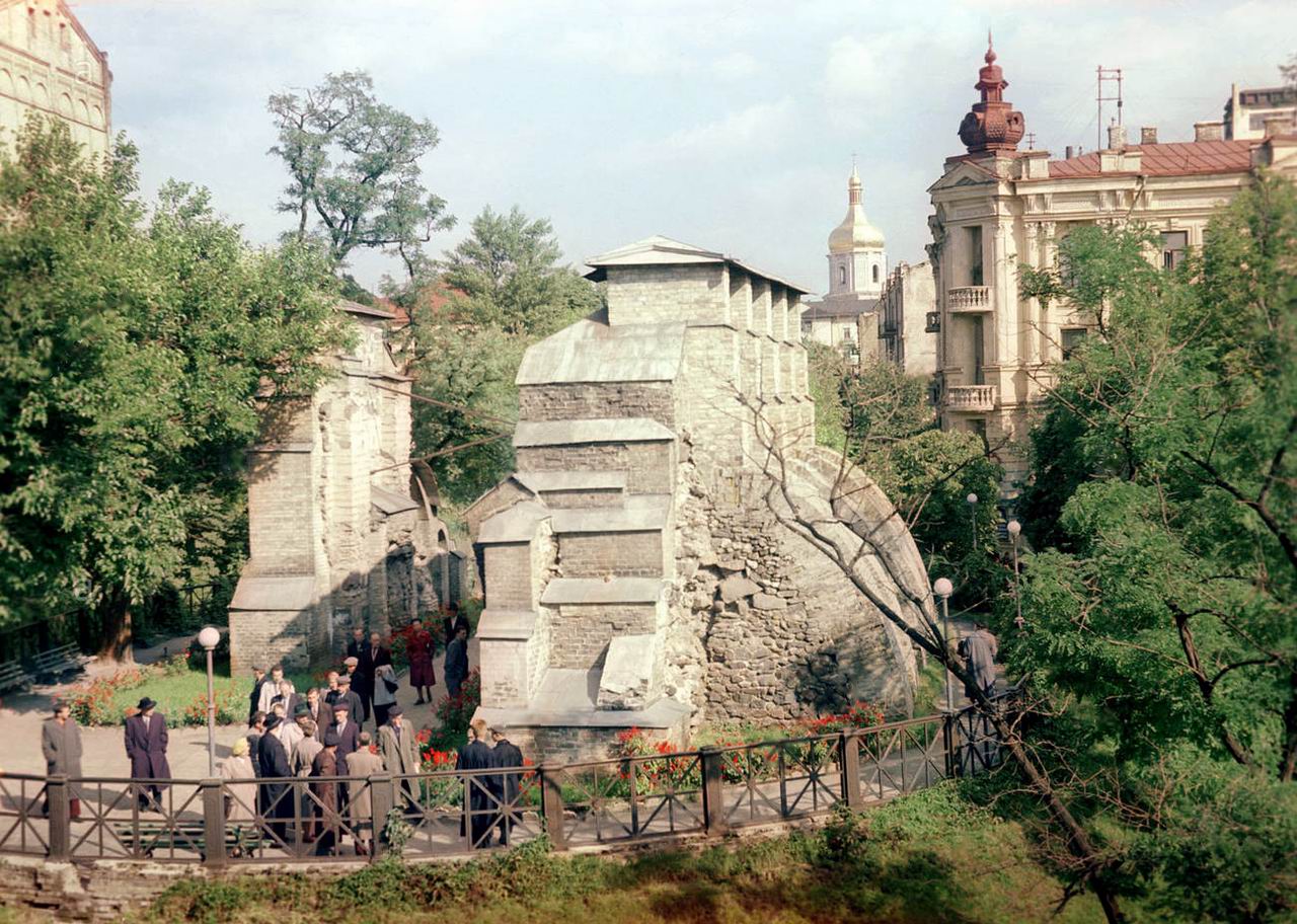 Зол Ворота - до 1