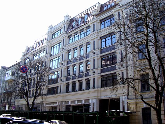 Ярославів Вал, 23 ф